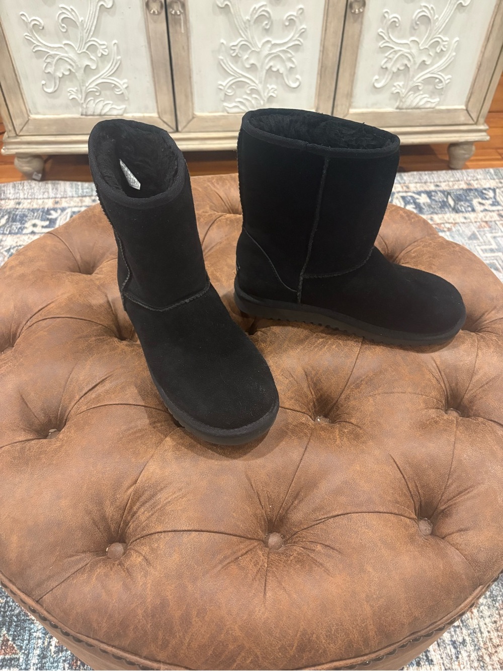 Kookaburra By UGG Cozy Black Suede Women's Boots/Slippers - Plush Lined Size 8